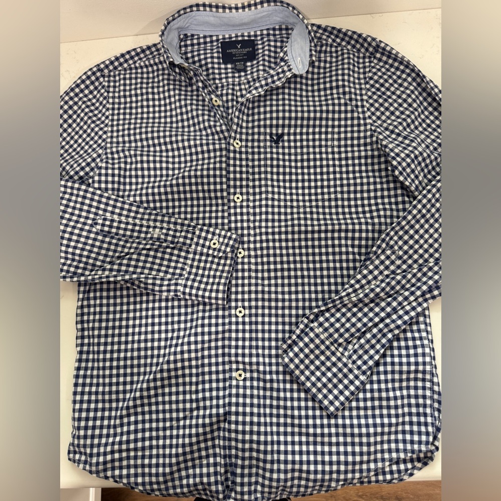 American Eagle Outfitters Navy and White Plaid Shirt